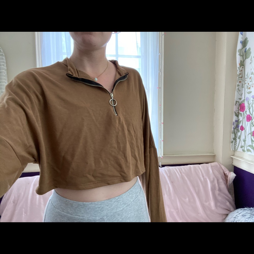 Windsor cropped half zip